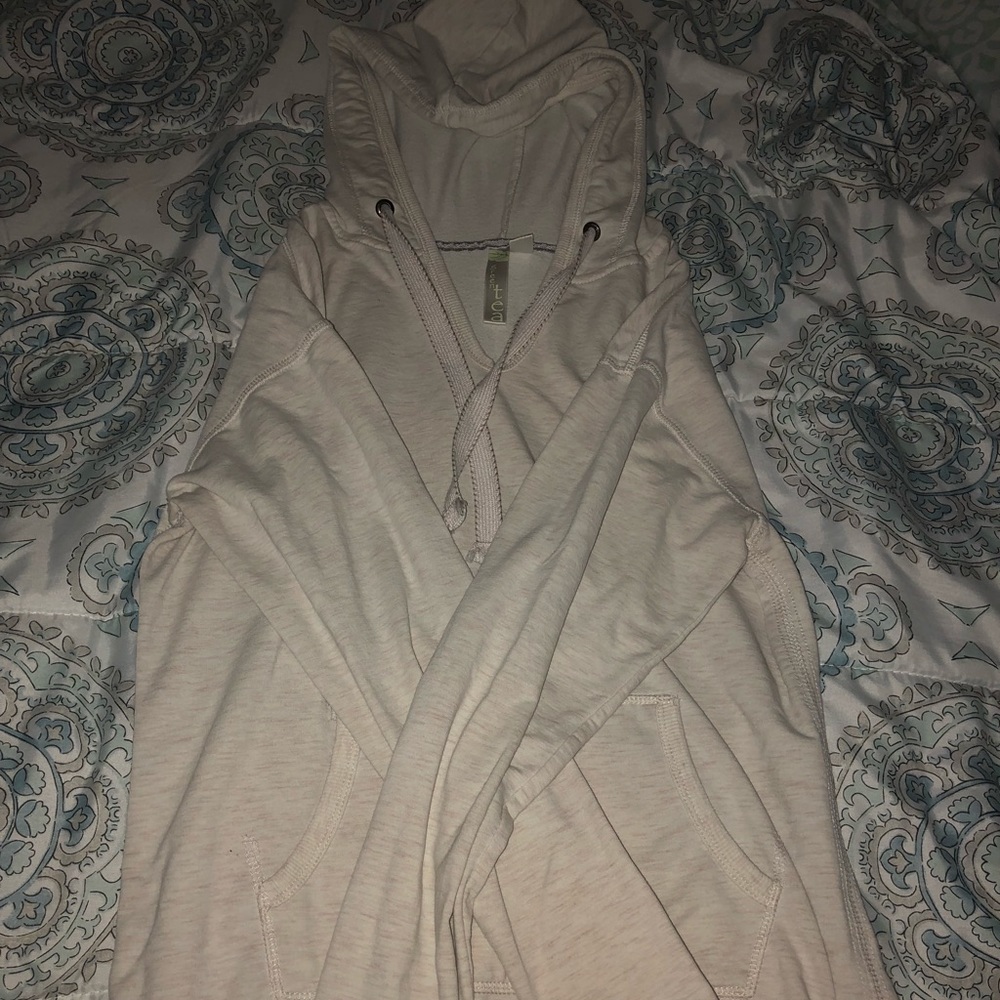 Sweatshirts/Hoodies